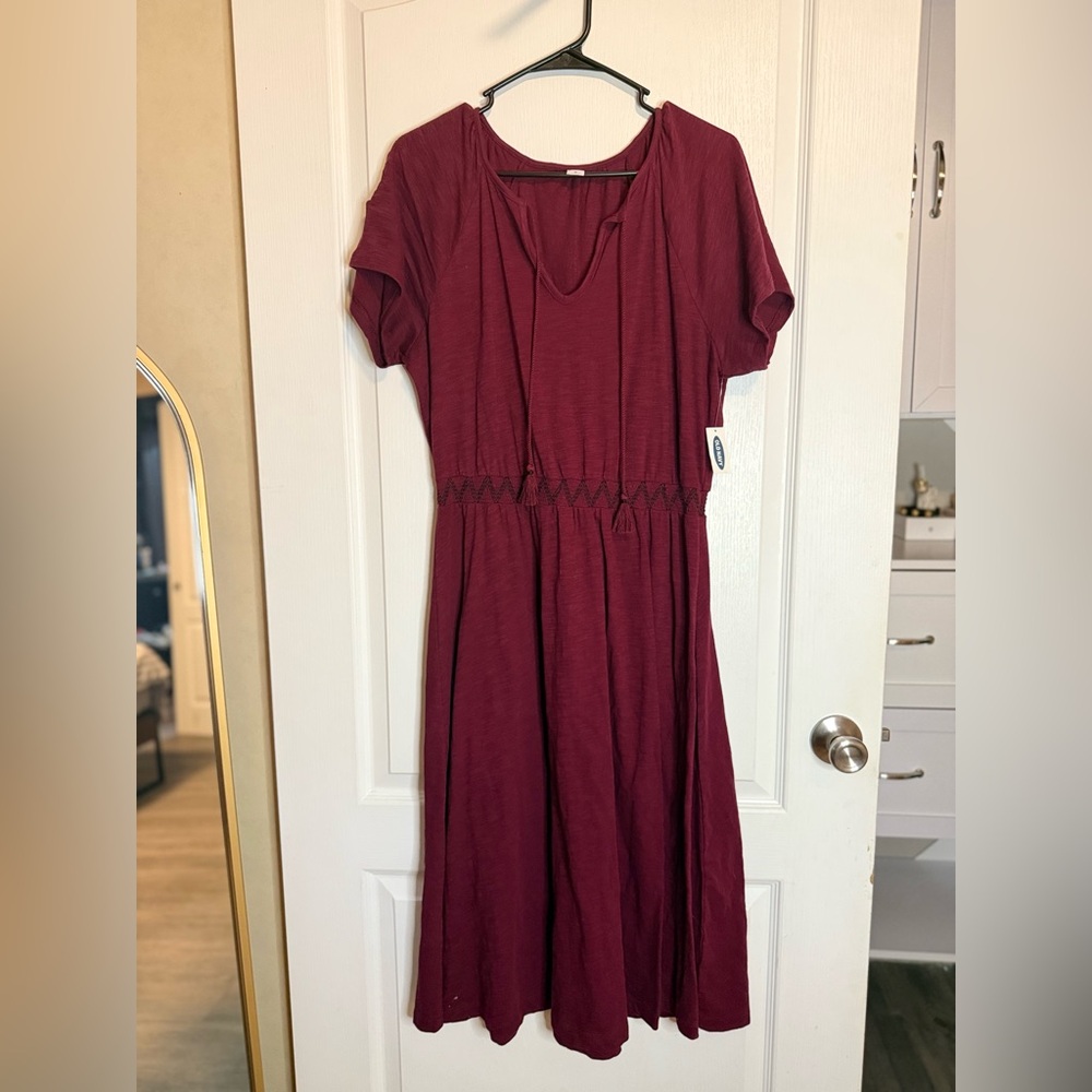 Old Navy Burgundy Midi Dress